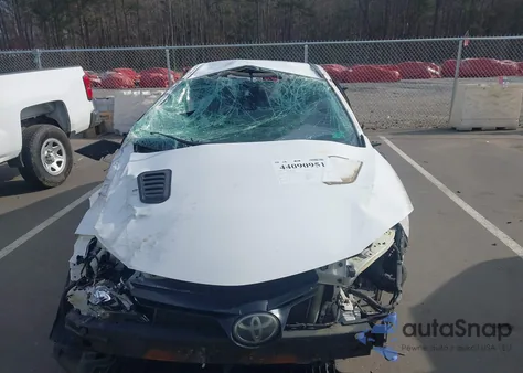 2019 Toyota Corolla Le z USA, uszkodzony, nr VIN 2T1BURHE8KC208217